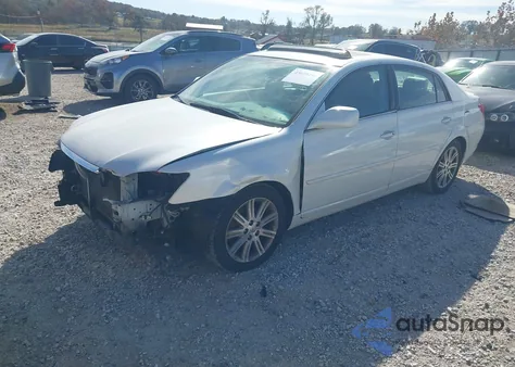 2007 Toyota Avalon Limited z USA, uszkodzony, nr VIN 4T1BK36B97U238327
